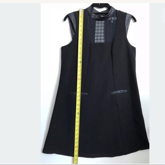 BCBGeneration Black Shift Mini Dress Sz Medium - Picture 4 of 8